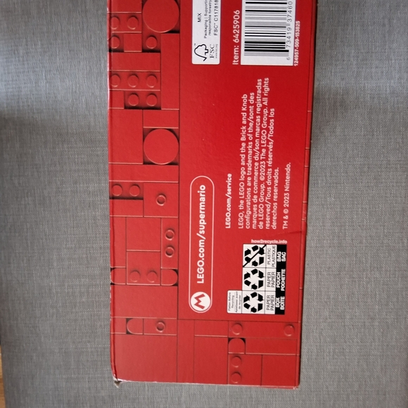 LEGO Super Mario Piranha Plant - Red, Green, White - Picture 10 of 10